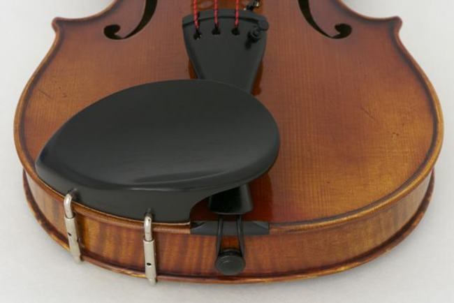 Teka, Kinnhalter Kunststoff für 1/2 - 1/4  Violine  
